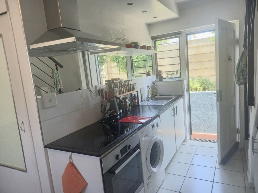 2 Bedroom Property for Sale in Maitland Western Cape